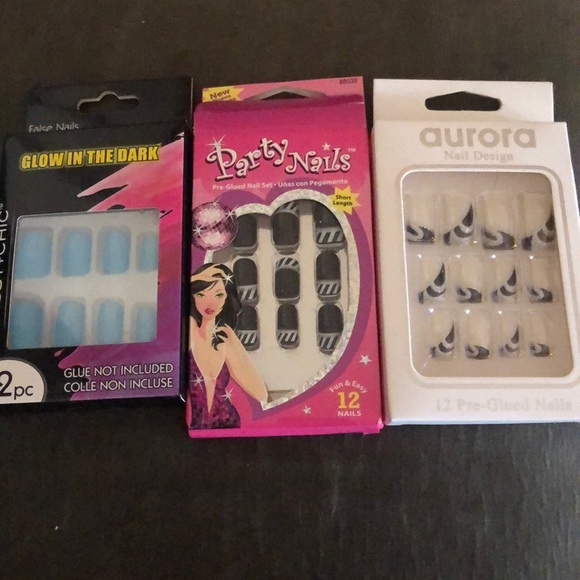 Nails! - Picture 2 of 2